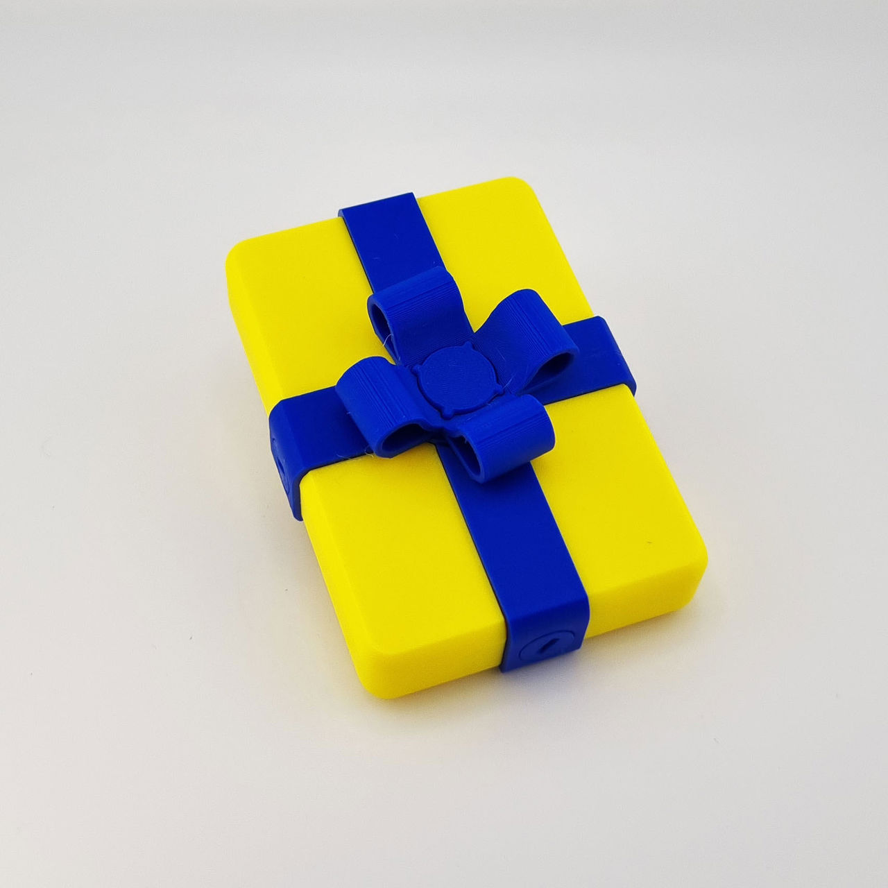 Gul og blå Brøndby gaveæske